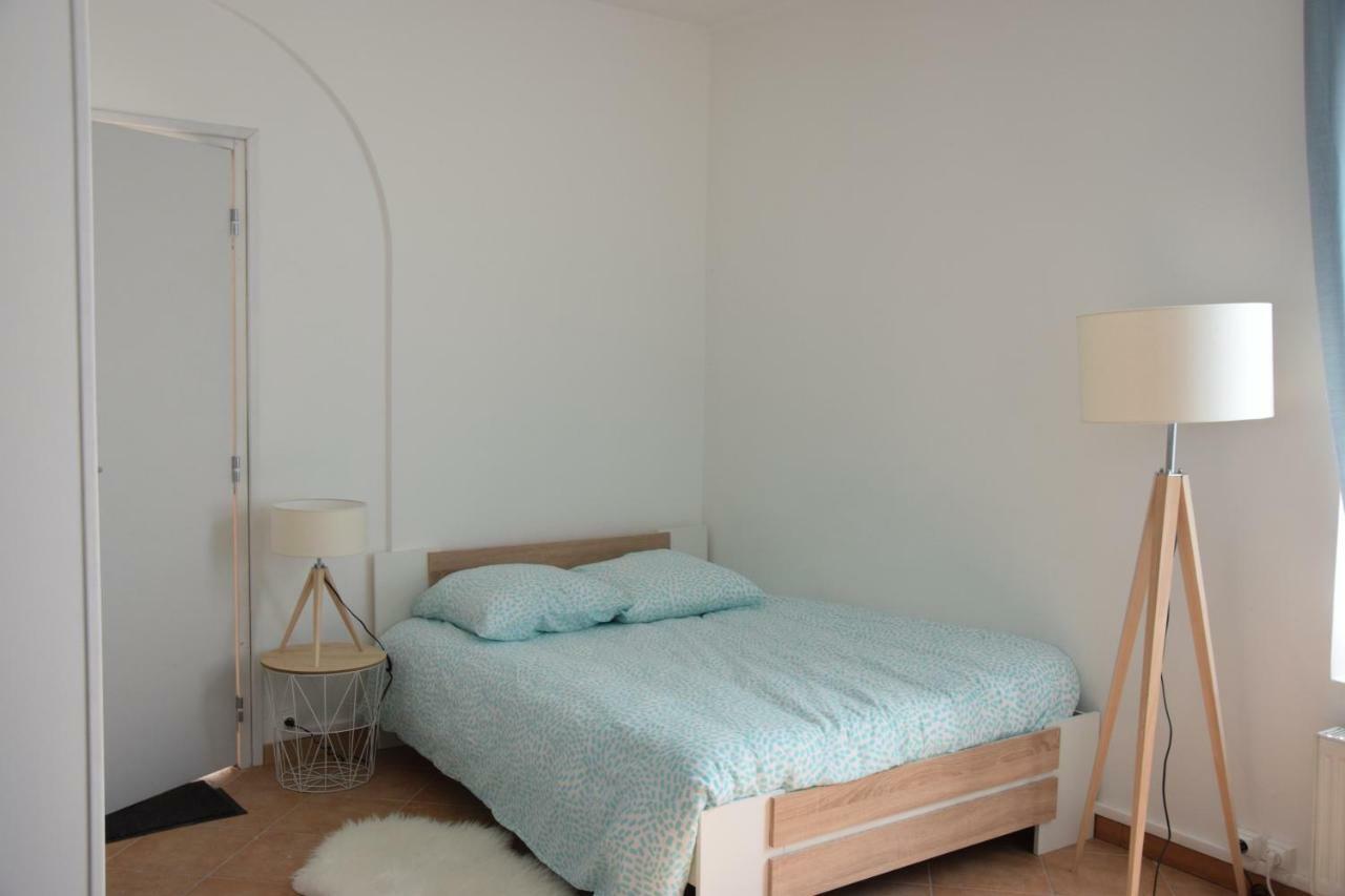 Joli Studio Plein Centre De Milly La Foret Екстер'єр фото